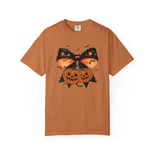 Halloween Graphic T-shirt, Spooky Unisex Shirt, Pumpkin Bow Vibe T-shirt, Casual Fall Tee, Gift for Halloween Lovers