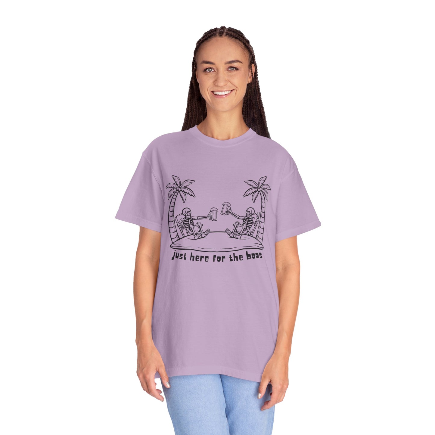 T-Shirt featuring 'Just Here for the Booze' Design for Fun-loving Spirits, Partywear, Gift for Friends, Casual Outing, Beach Vibes, [...]