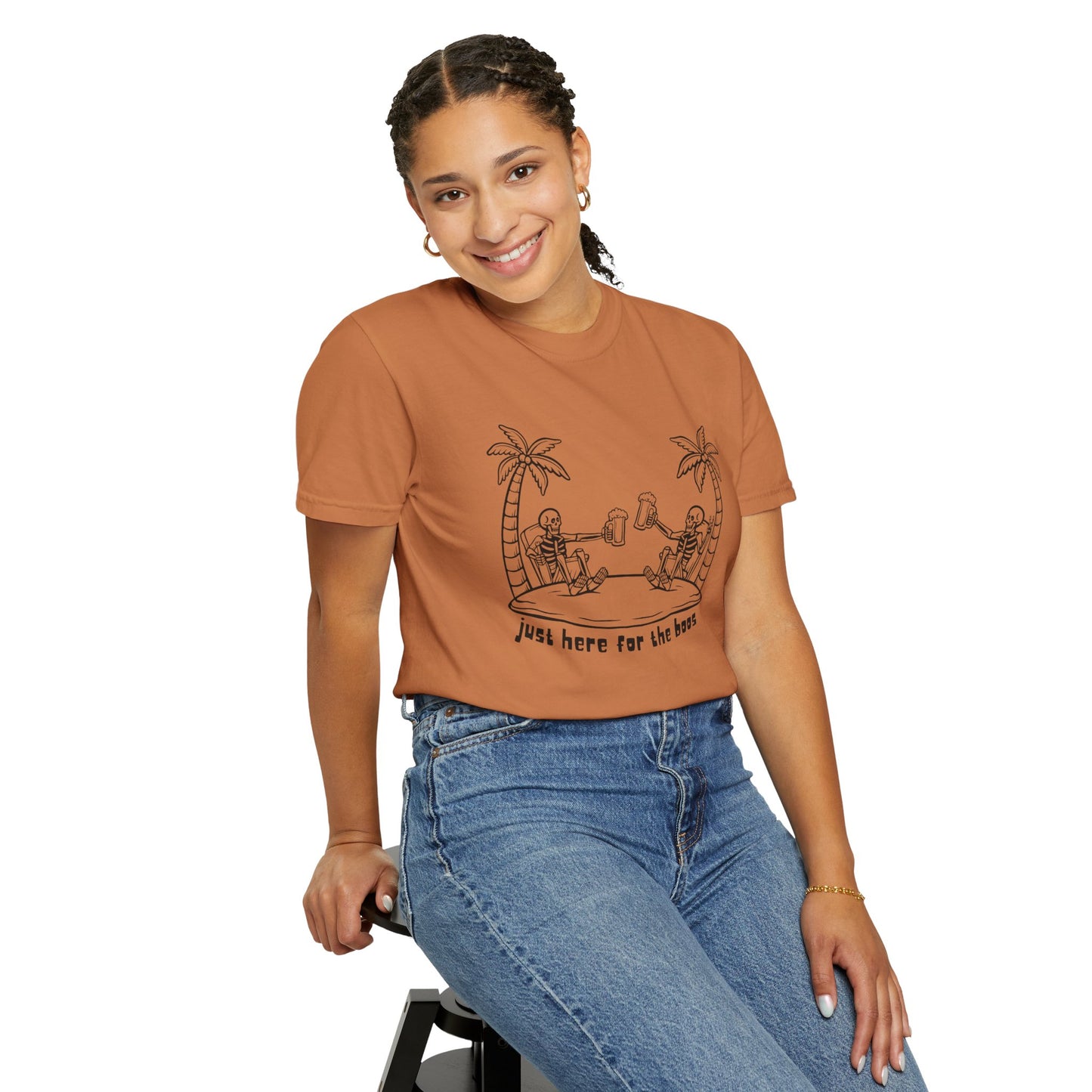 T-Shirt featuring 'Just Here for the Booze' Design for Fun-loving Spirits, Partywear, Gift for Friends, Casual Outing, Beach Vibes, [...]
