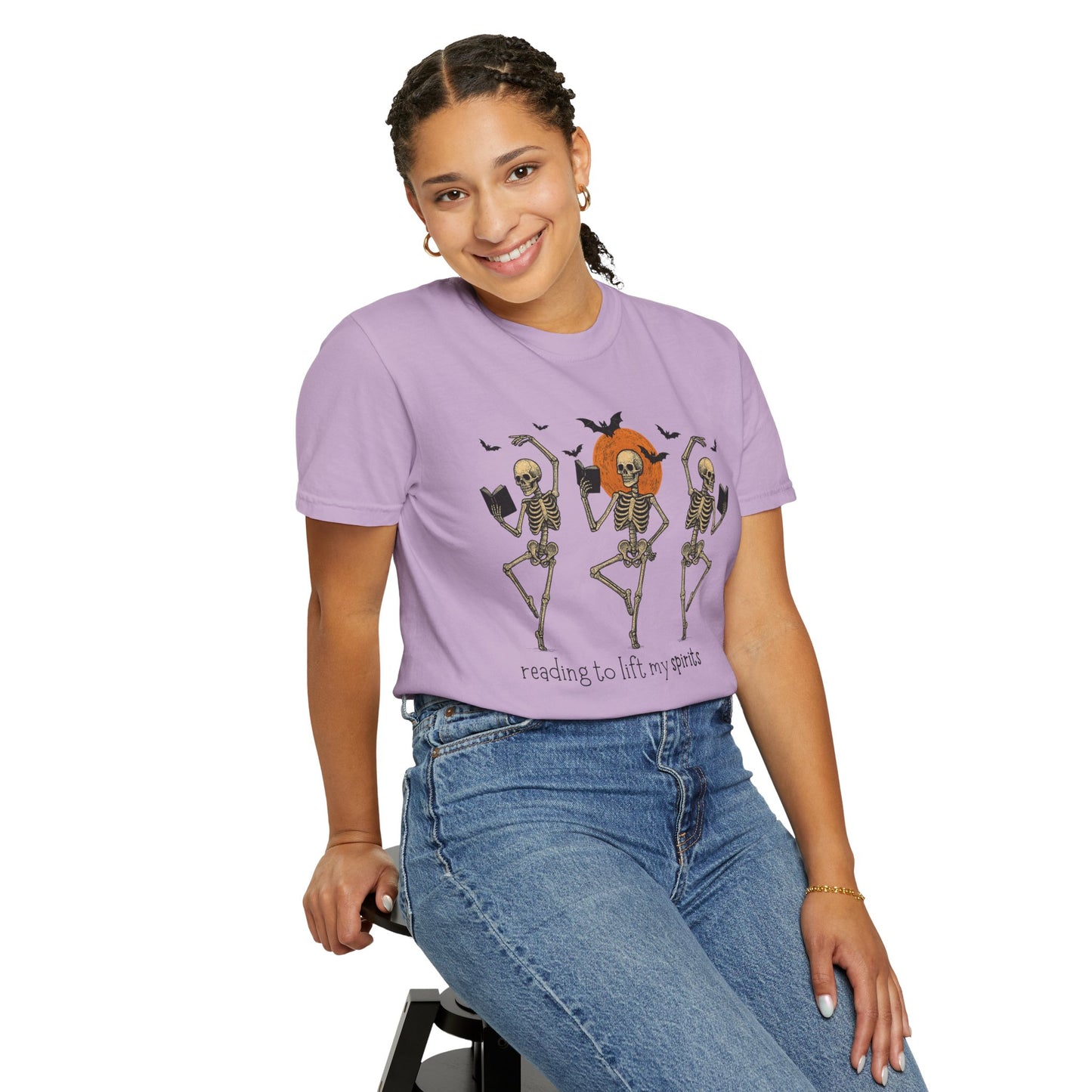 Skeleton T-shirt, Reading to Lift my Spirits, Perfect for Halloween, Spooky Season, Unisex Graphic Tee, Fun Gift for Friends, Halloween Parties