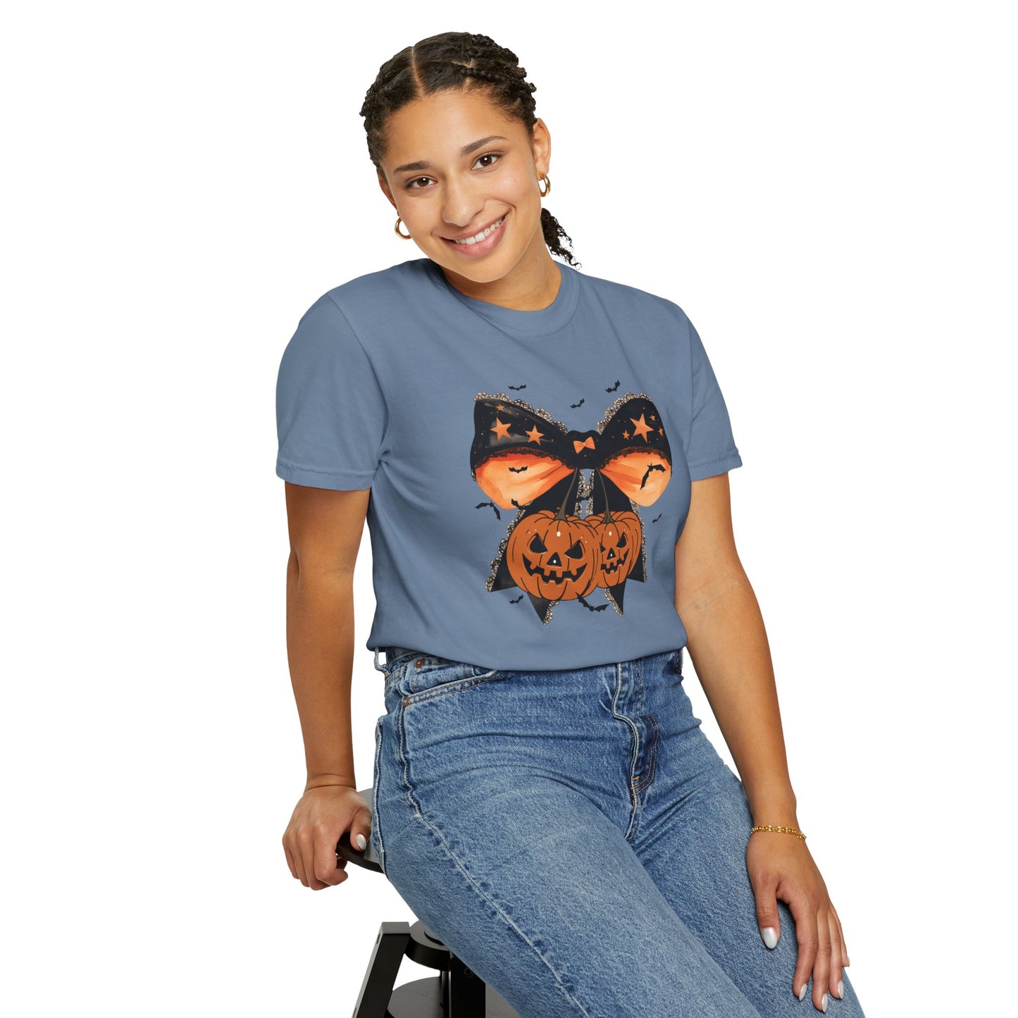 Halloween Graphic T-shirt, Spooky Unisex Shirt, Pumpkin Bow Vibe T-shirt, Casual Fall Tee, Gift for Halloween Lovers